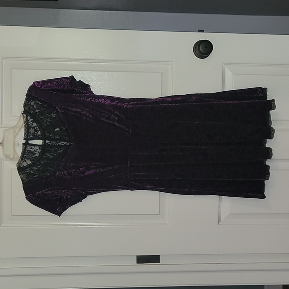 Hot Topic Nightmare Before Christmas Purple Velvet Burnout Dress NWT - Picture 3 of 7